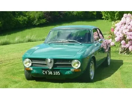 1973 — ALFA ROMEO GIULIA GT — 1,000 km