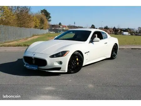 2012 — MASERATI GRANTURISMO — 49,550 km