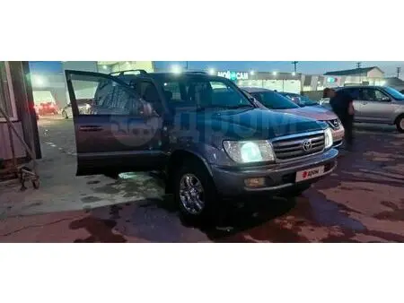 1993 — TOYOTA LAND CRUISER — 3,435 km