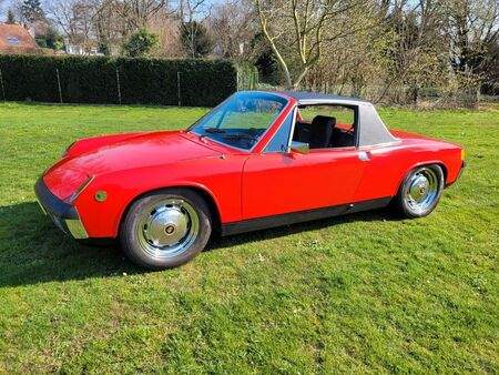 PORSCHE 914