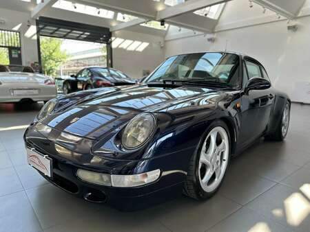 PORSCHE 993