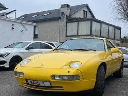 1986 — PORSCHE 928 — 15,000 km