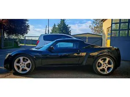 2002 — OPEL VX220 — 49,000 km