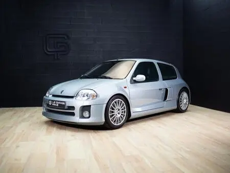 2002 — RENAULT CLIO — 56,350 km