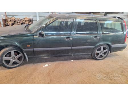1995 — VOLVO 850 — 170,000 km