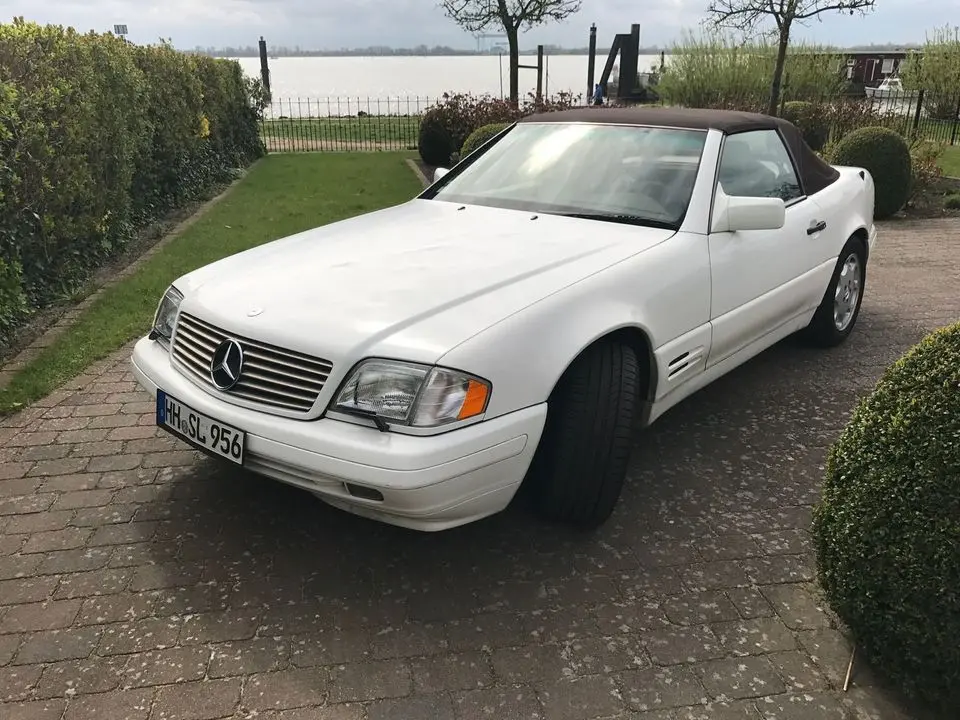 1995 — MERCEDES SL-CLASS — 69,000 km