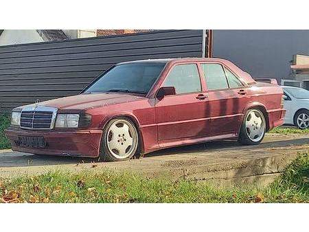 1989 — MERCEDES 190 — 199,999 km