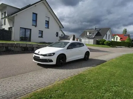 2012 — VOLKSWAGEN SCIROCCO — 65,200 km