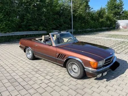 1977 — MERCEDES SL-CLASS — 52,000 km