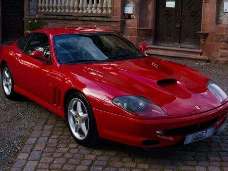 FERRARI 550