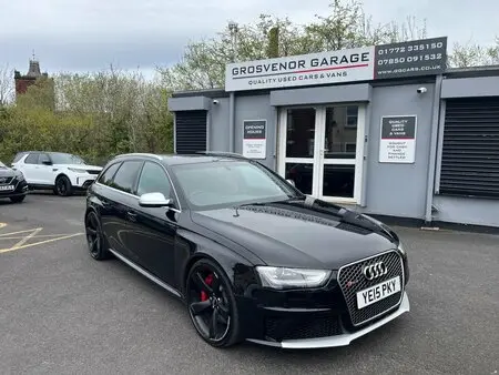 2015 — Audi A4 Rs4 V8 4.2 QUATTRO — 153,290 km