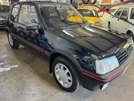 1992 — PEUGEOT 205 — 75,472 km