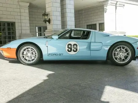 2006 — FORD GT — 1,350 km
