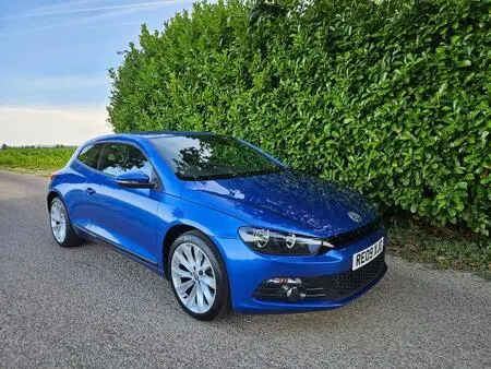 2009 — VOLKSWAGEN SCIROCCO — 61,461 km