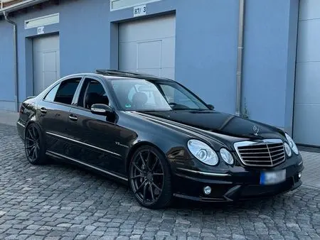 2003 — MERCEDES E-CLASS — 11,000 km