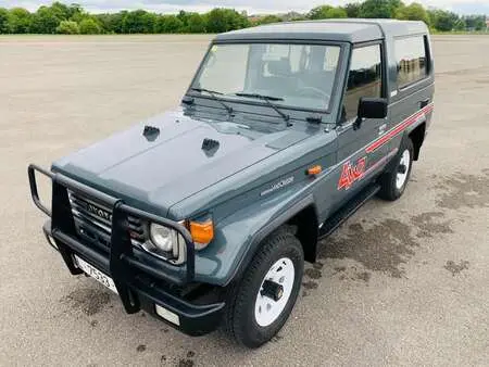 1990 — TOYOTA LAND CRUISER — 99,234 km