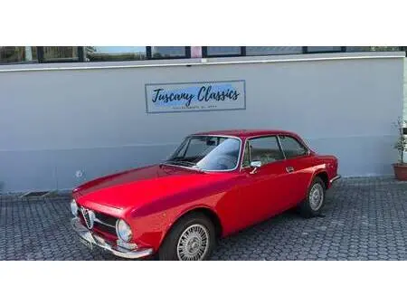 1973 — ALFA ROMEO GIULIA GT — 28,000 km