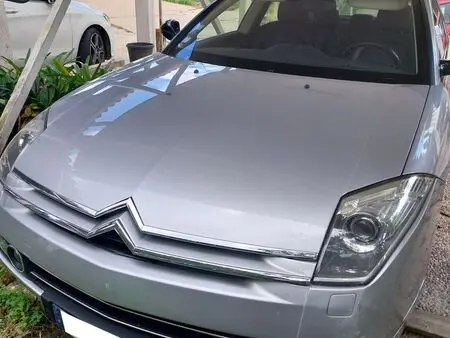 2006 — CITROEN C6 — 53,000 km