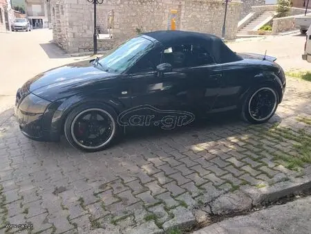 2002 — AUDI TT — 30,000 km