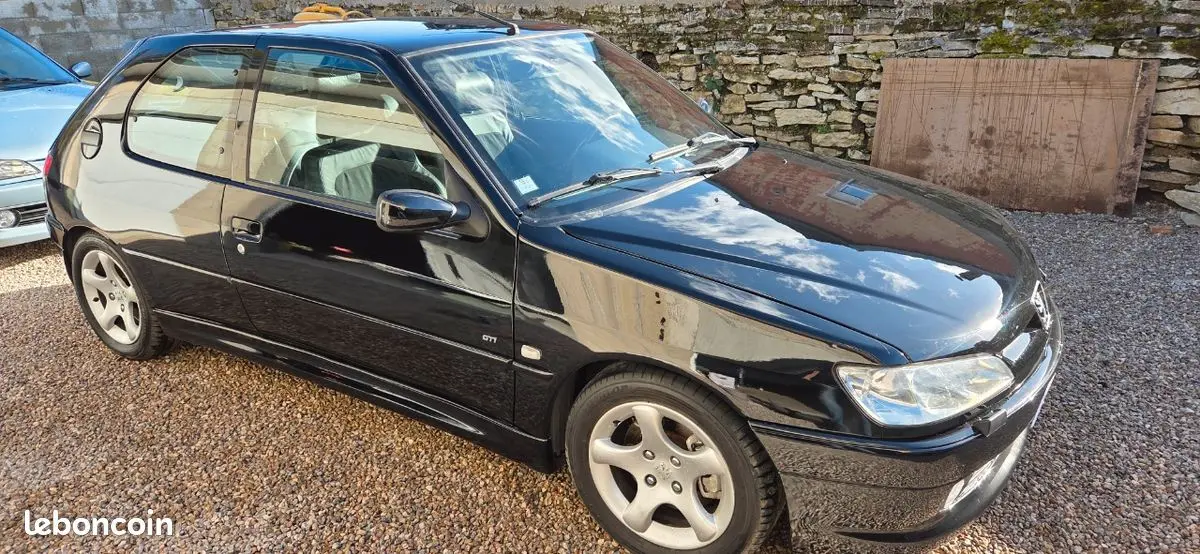 1999 — PEUGEOT 306 — 120,000 km