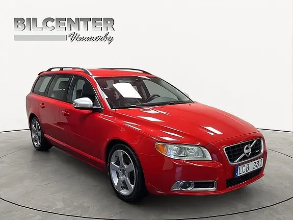 Volvo V70 — 199,000 km