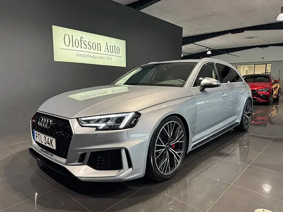 Audi RS4 — 46,100 km