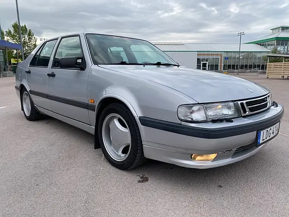Saab 9000 — 194,330 km