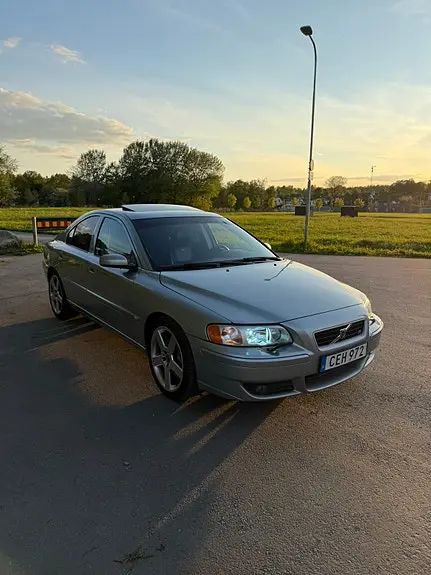 Volvo S60 — 116,000 km