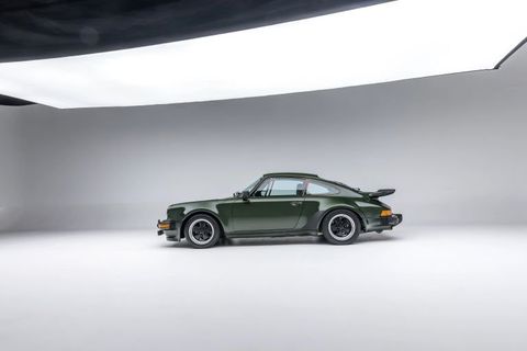 Porsche 930